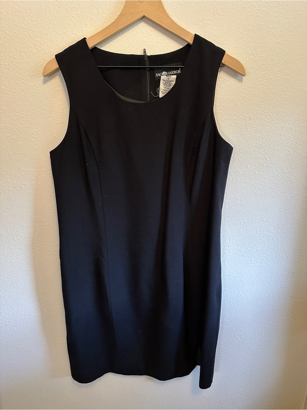 Sag Harbor Black Sleeveless Mini Sheath Dress